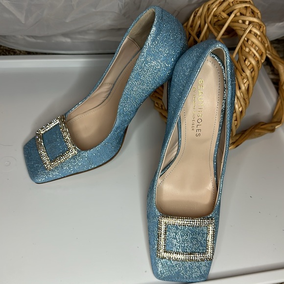 Beautiisoles DAISY SKY BLUE METALLIC 7 Crystal buckle rhinestones Italy. NWOT - Picture 6 of 12